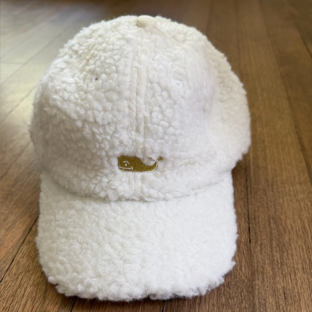 Vineyard Vines White Sherpa Hat